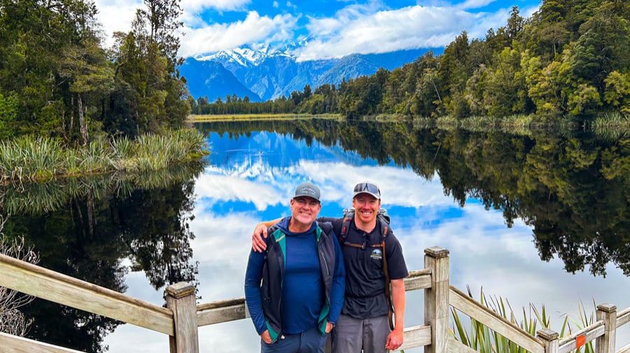 guest guide lake matheson new zealand hiking guest-guide-lake-matheson-hiking